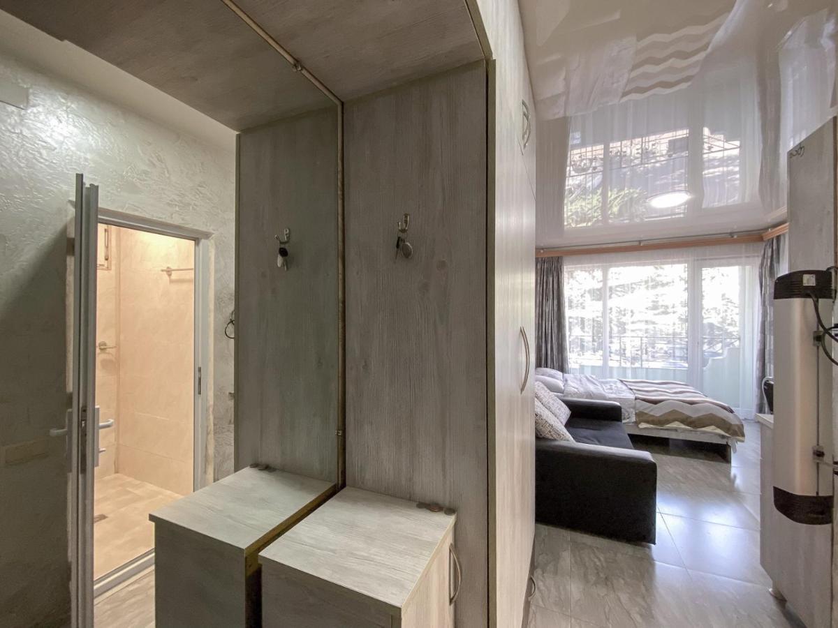 Apartment Studio Maksim Batumi Exteriér fotografie